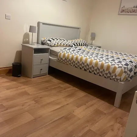 House كلوناكِلتي